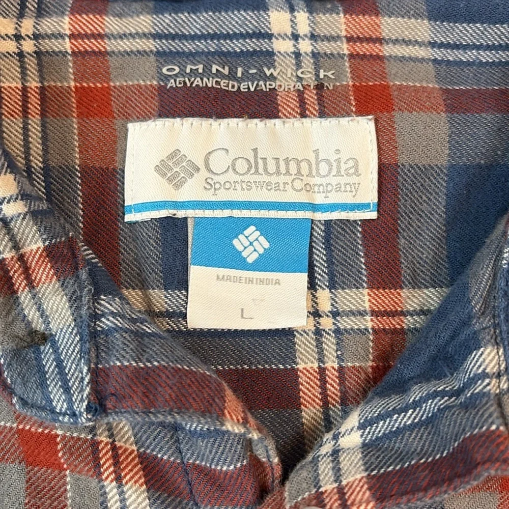COLUMBIA L plaid 💯 cotton button down plaid flannel shirt